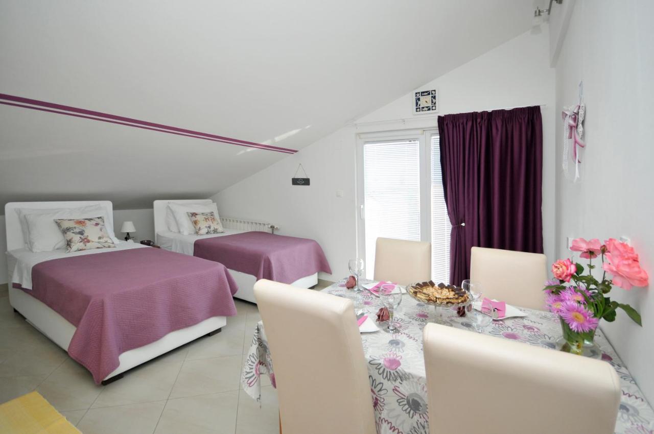Apartments Roza Trogir Exterior foto